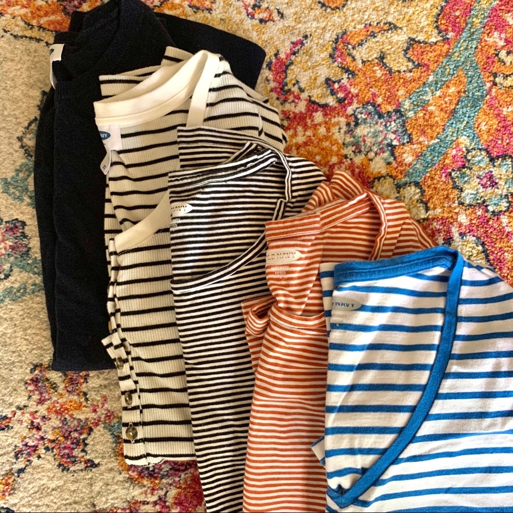 Maternity tops: sweater & long sleeve tees